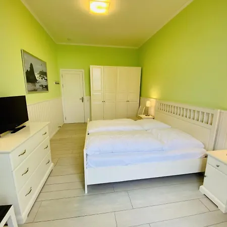 Apartment Berringer Reling, An Der Promenade Rostock