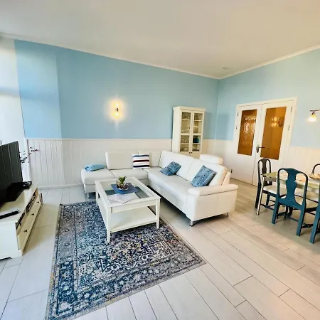 Apartment Berringer Reling, An Der Promenade Rostock